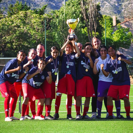 Les U18 Féminines du FC Rousset SVO sacrés Championnes de Provence